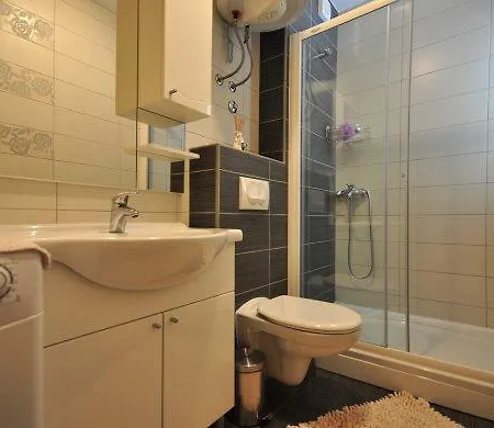Apartment Maris Makarska